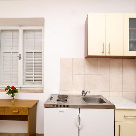 Guest House Kiko Pomena Kamer foto