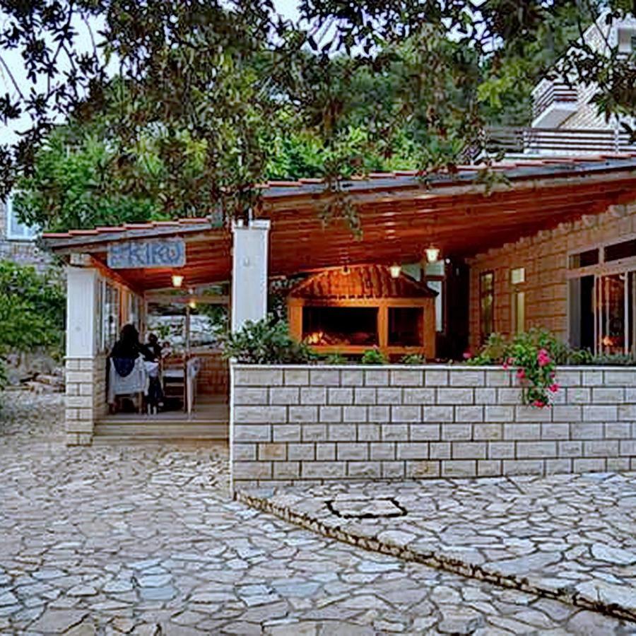 Guest House Kiko Pomena Buitenkant foto