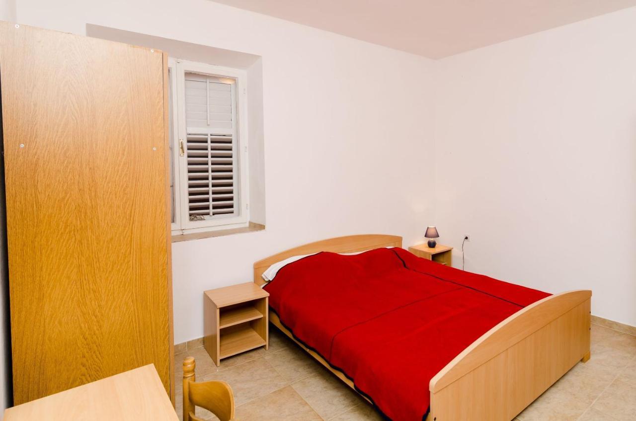 Guest House Kiko Pomena Kamer foto