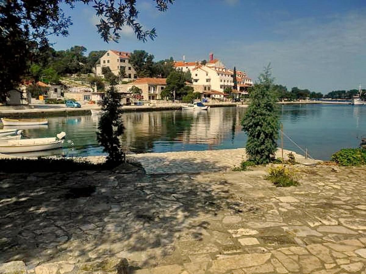 Guest House Kiko Pomena Kamer foto