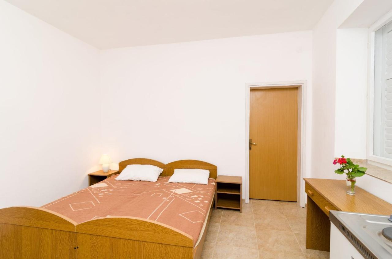 Guest House Kiko Pomena Kamer foto