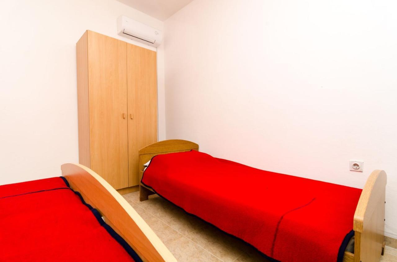 Guest House Kiko Pomena Kamer foto