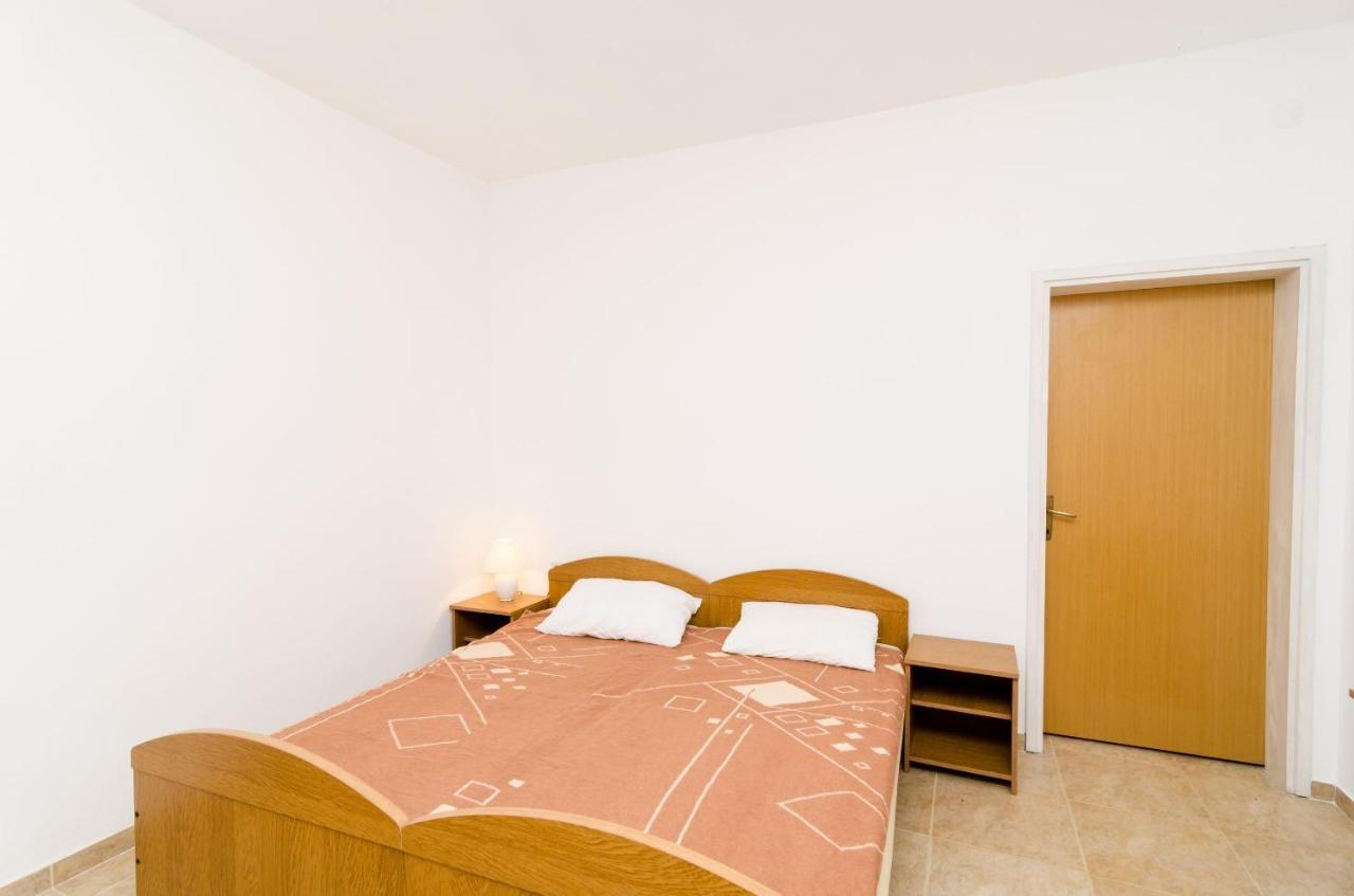 Guest House Kiko Pomena Kamer foto