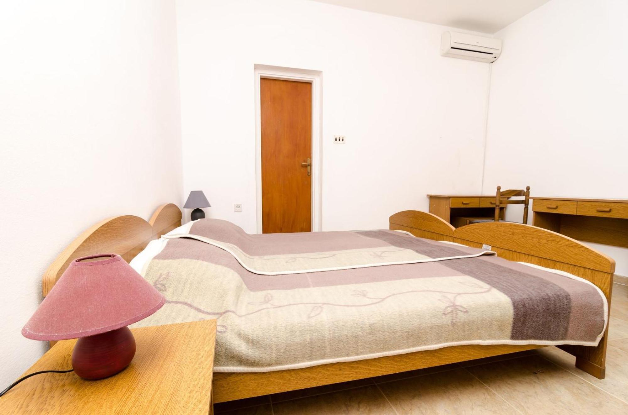 Guest House Kiko Pomena Kamer foto